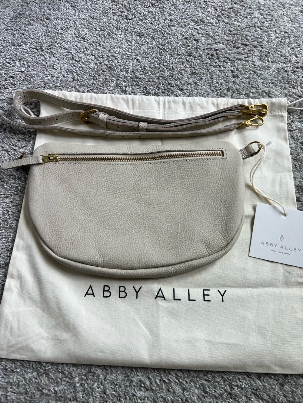 ABBY ALLEY The Big Sling Bag, Oyster NWT